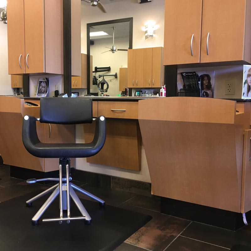 Dry styling station lease rent opportunity Mayfield Hts 44124